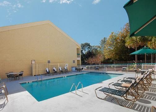 Baymont By Wyndham Hotel